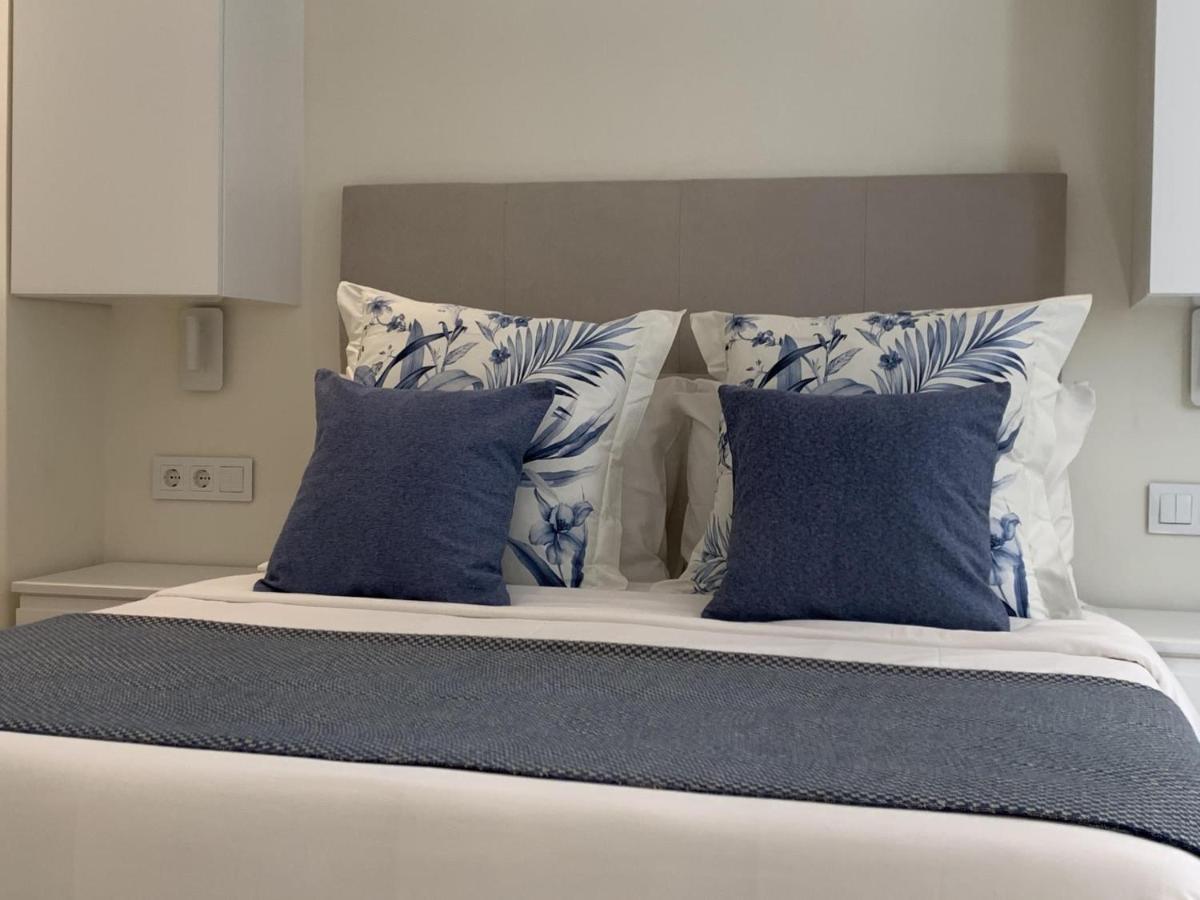 Sitges Spaces Oasis Suites- 4 Bedroom, 4 Ensuite Bathrooms, Terrace, Pool, Sitges Centre Zewnętrze zdjęcie