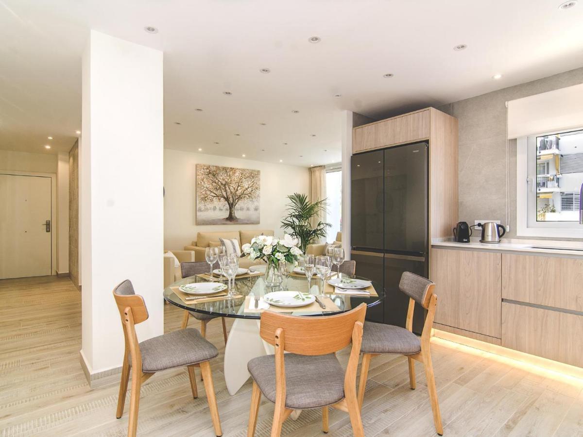 Sitges Spaces Oasis Suites- 4 Bedroom, 4 Ensuite Bathrooms, Terrace, Pool, Sitges Centre Zewnętrze zdjęcie