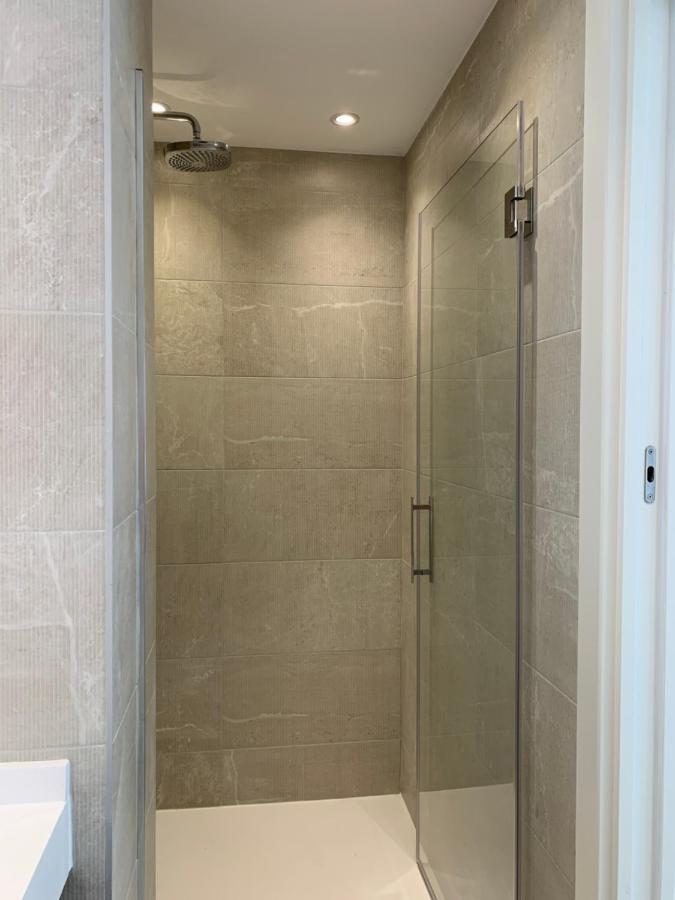 Sitges Spaces Oasis Suites- 4 Bedroom, 4 Ensuite Bathrooms, Terrace, Pool, Sitges Centre Zewnętrze zdjęcie