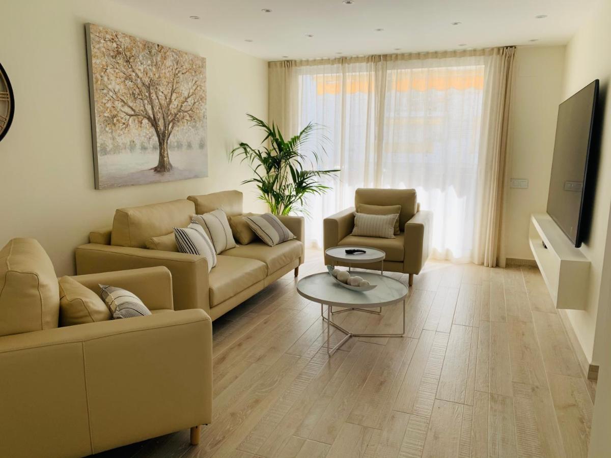 Sitges Spaces Oasis Suites- 4 Bedroom, 4 Ensuite Bathrooms, Terrace, Pool, Sitges Centre Zewnętrze zdjęcie