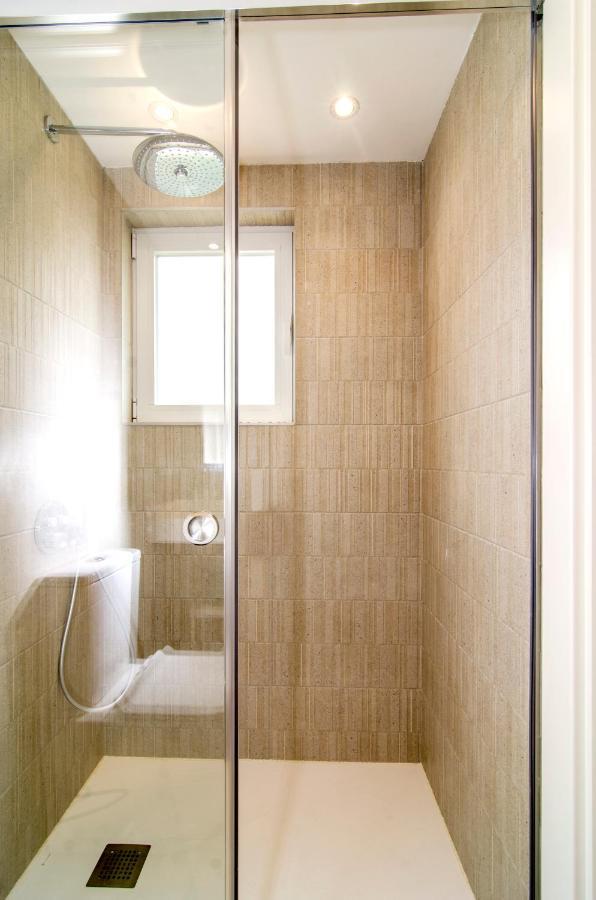 Sitges Spaces Oasis Suites- 4 Bedroom, 4 Ensuite Bathrooms, Terrace, Pool, Sitges Centre Zewnętrze zdjęcie